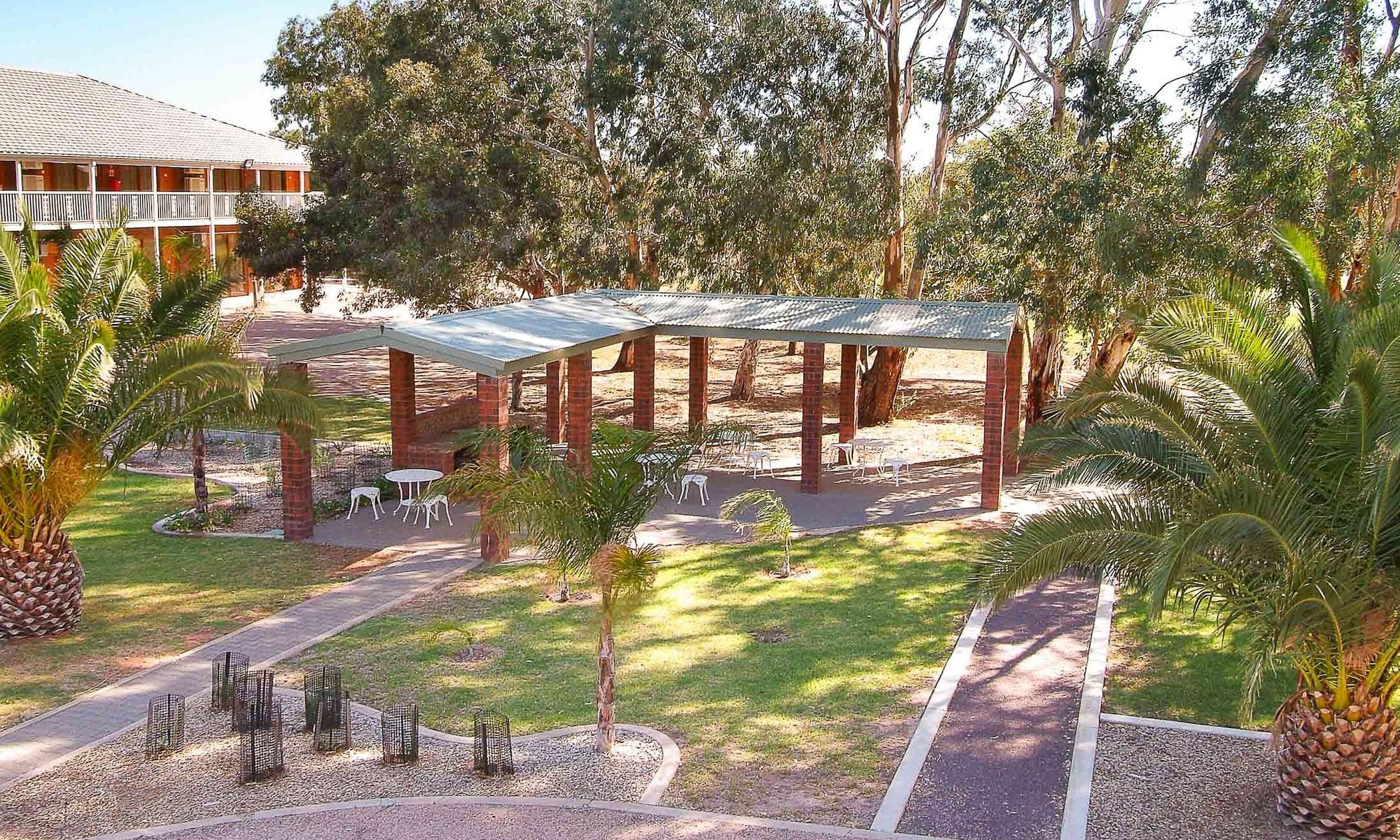 Standpipe Golf Motor Inn Port Augusta Exterior photo