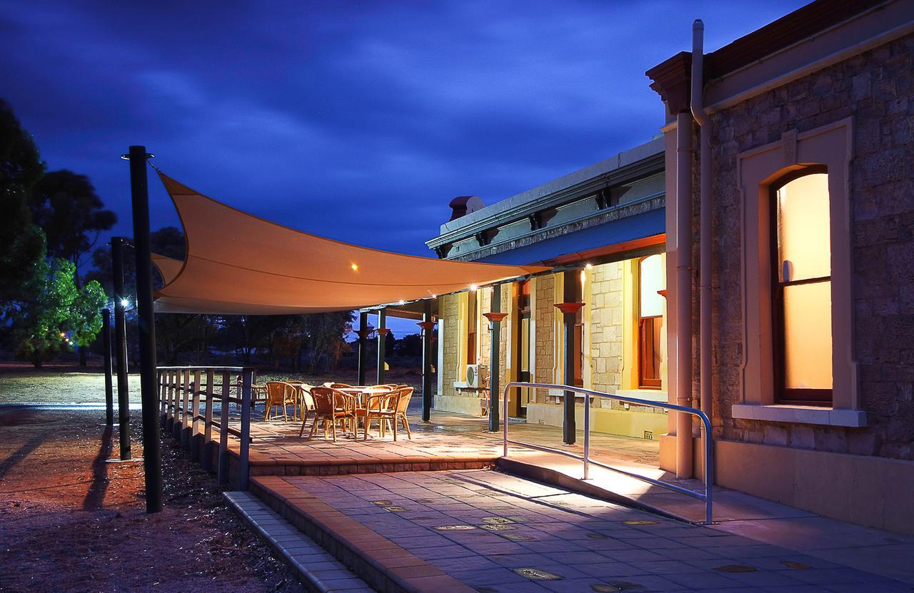 Standpipe Golf Motor Inn Port Augusta Exterior photo