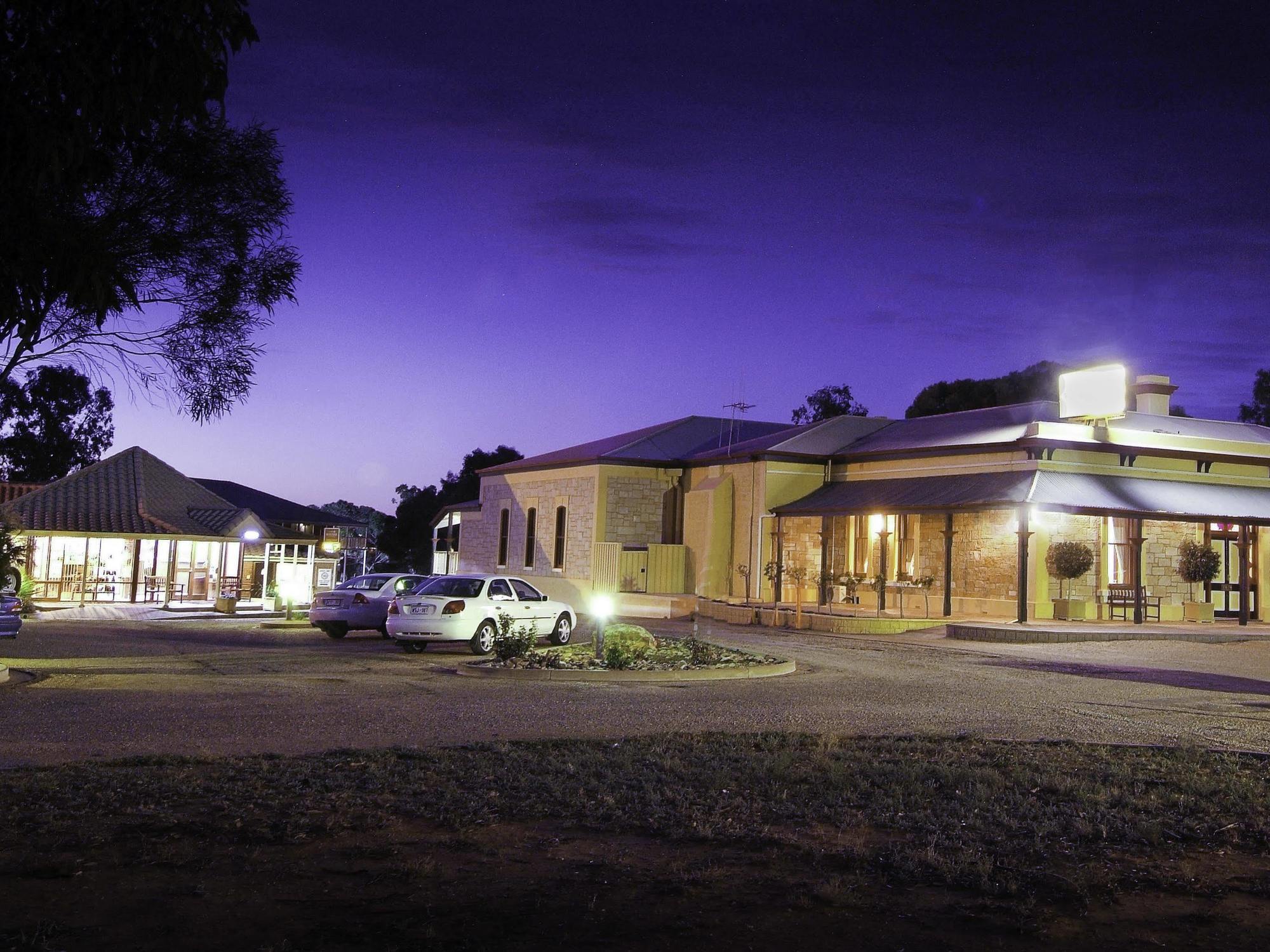 Standpipe Golf Motor Inn Port Augusta Exterior photo