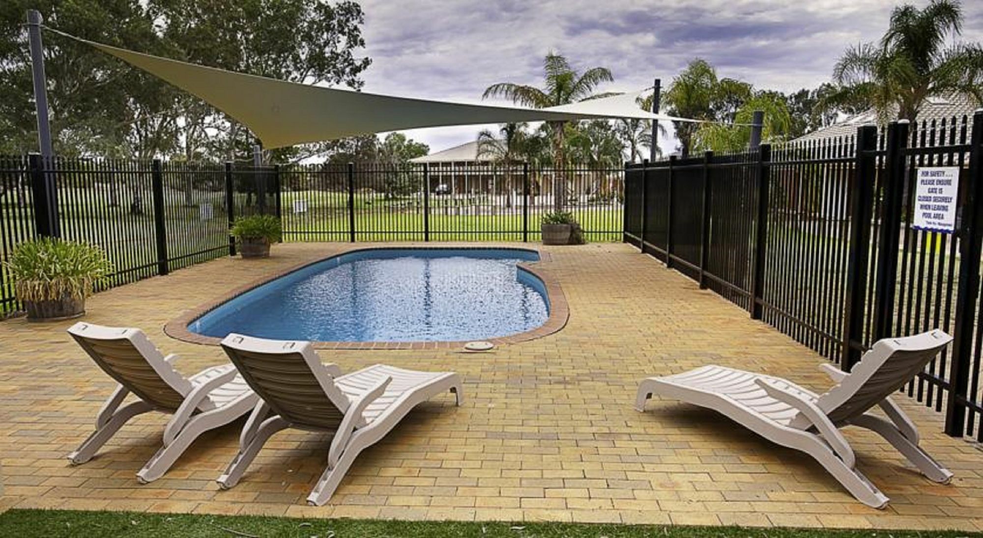 Standpipe Golf Motor Inn Port Augusta Exterior photo